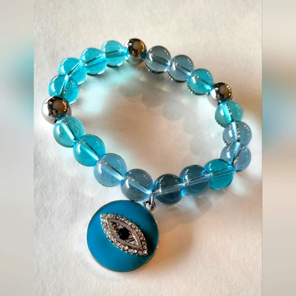 Handmade Evil Eye Glass Bead Bracelet. NWOT.